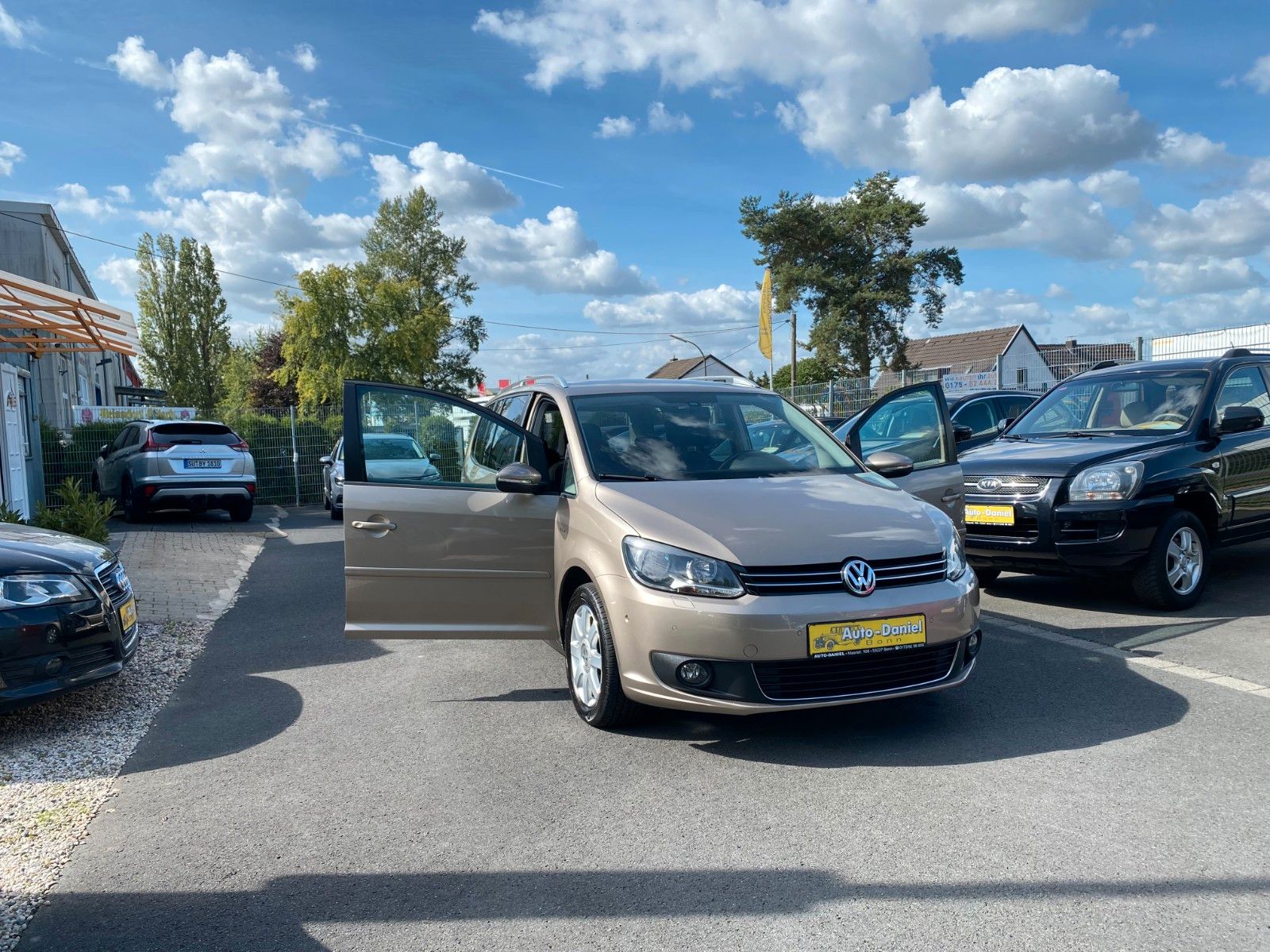 Volkswagen Volkswagen Touran 1.Hand NAVI Scheckheftgepf. Euro