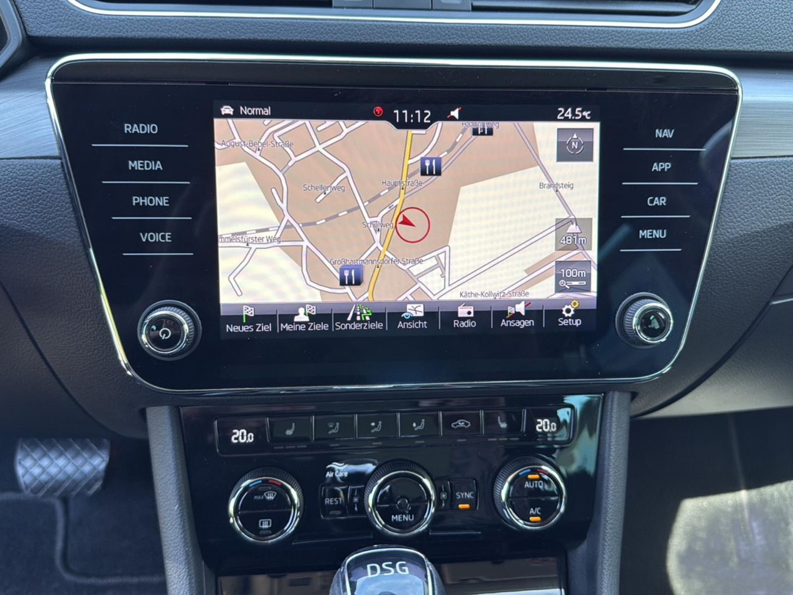Fahrzeugabbildung SKODA Superb Combi Style 4x4