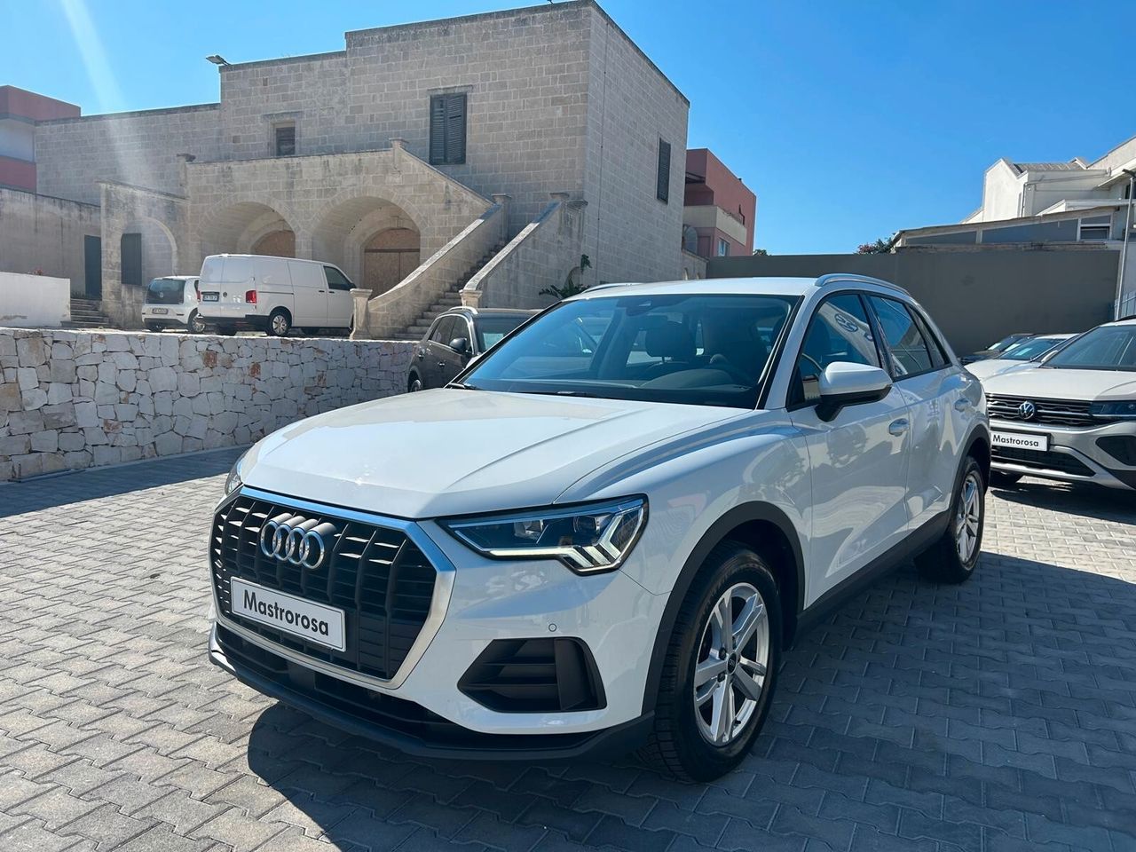 Audi Q3 35 TDI S tronic Business imagem 2