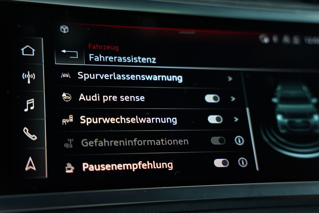 Audi Rsq3
