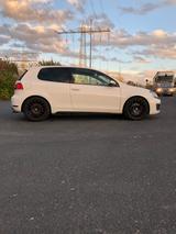 Volkswagen Golf 2.0 TSI DSG GTI* DYN-Audio*Xenon - Volkswagen Golf aus 2009: GTI