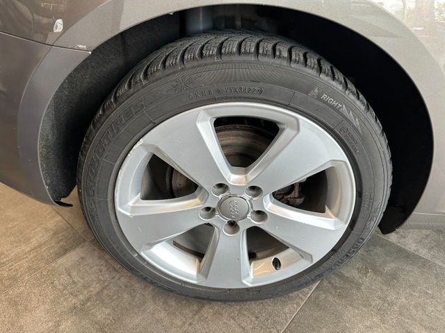 Audi A3 attraction *KLIMA*BI-XENON*TEMPOMAT*