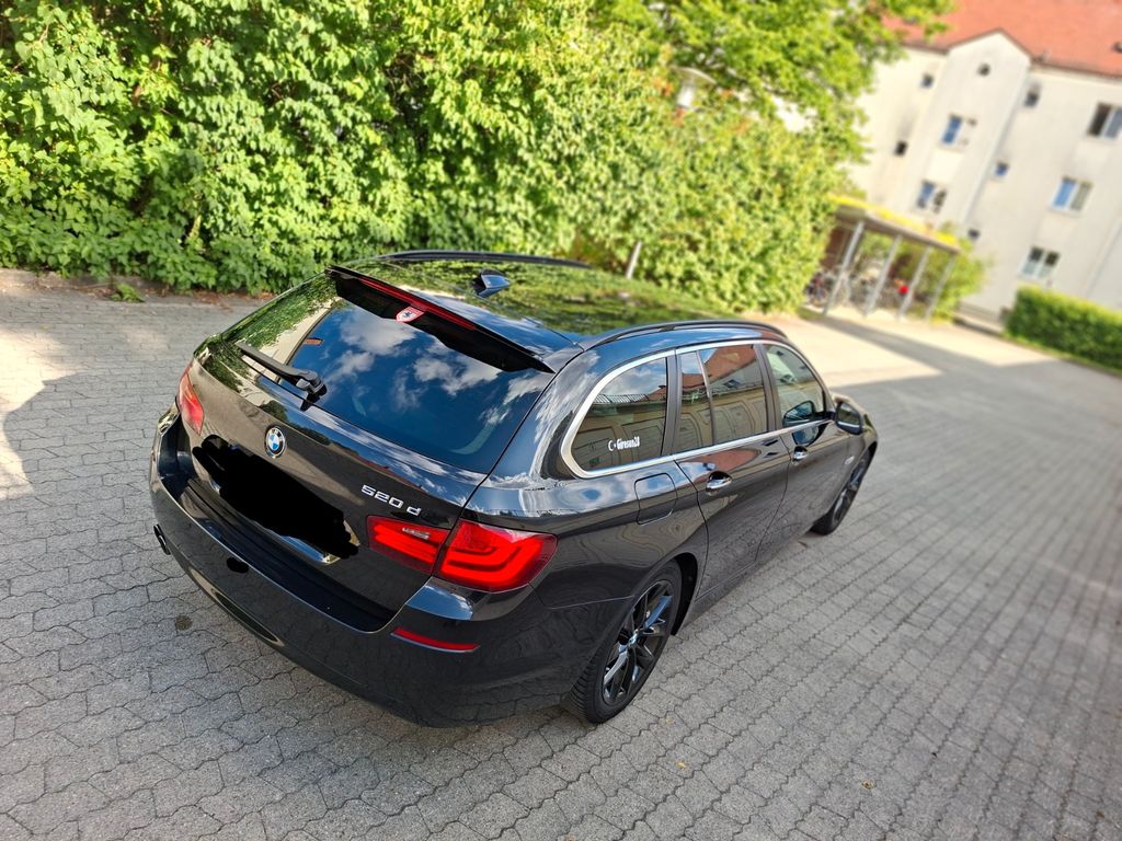 Image of BMW 520