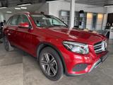 Mercedes-Benz GLC 250d 4Matic Offroad *AHK*LED*TOTW*PARKASSIS* - rote Mercedes-Benz GLC-Klasse