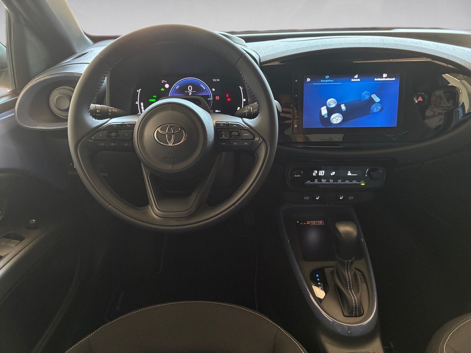 Fahrzeugabbildung Toyota Aygo X 1.5 Teamplayer +Sitzhzg LED,SoundSys,ACC