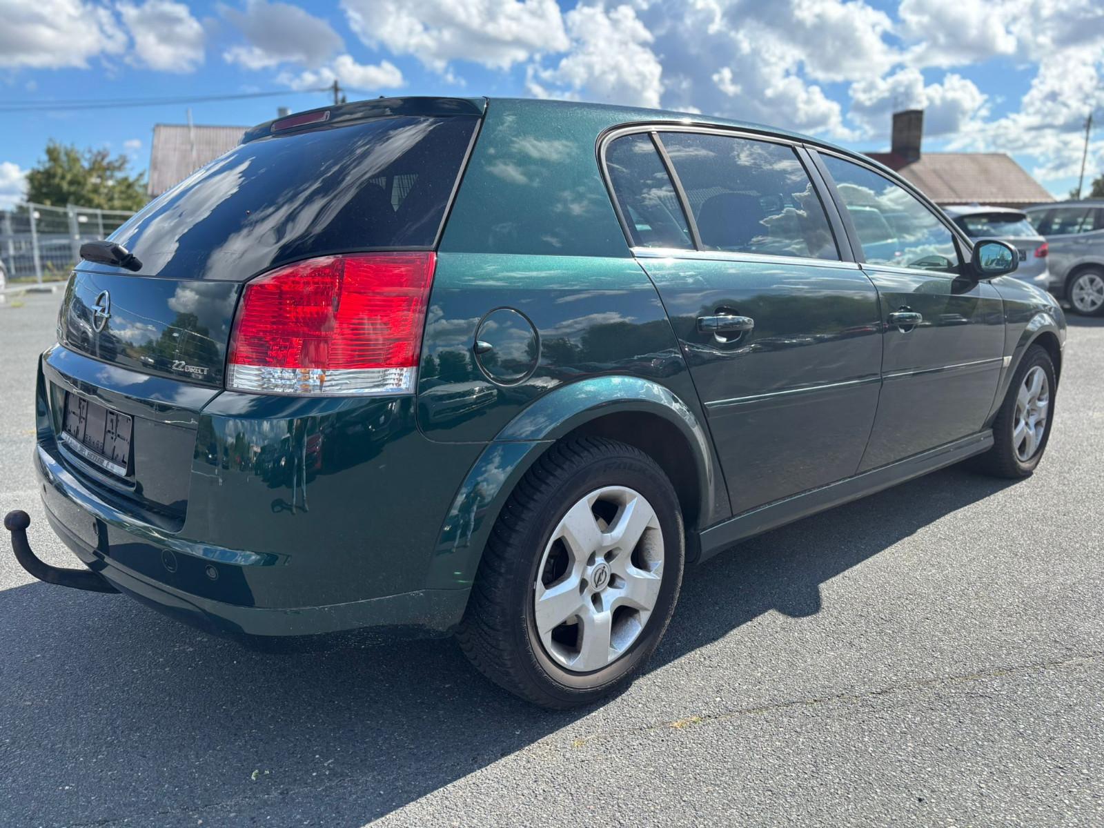 Opel Signum 2005 — engine 2.198 cm³, 155 HP (114kW)