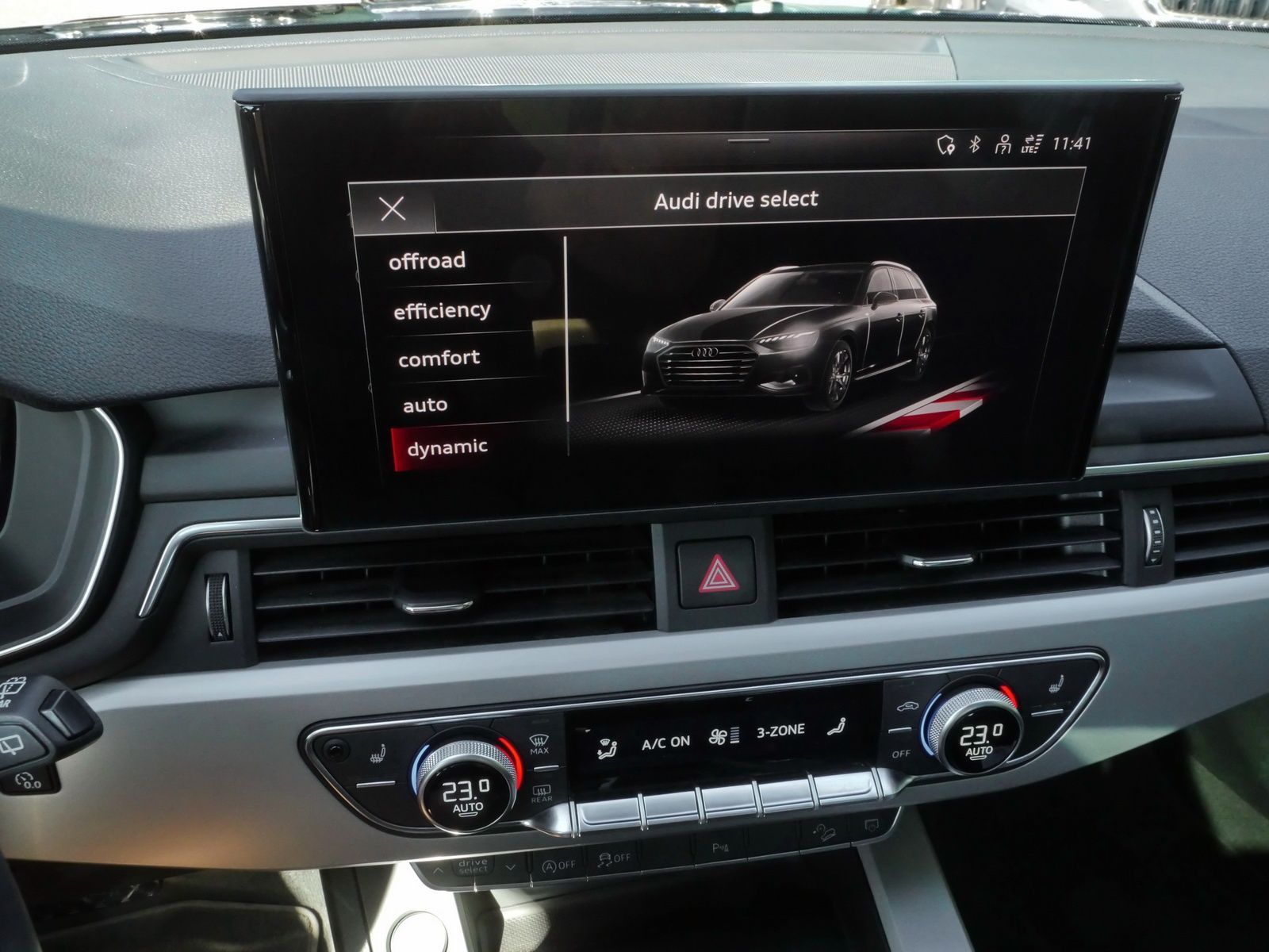 Audi A4 Allroad - Bild 19