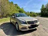 Mercedes-Benz C 200 BlueEFFICIENCY ELEGANCE ELEGANCE - Mercedes-Benz C 200: Elegance