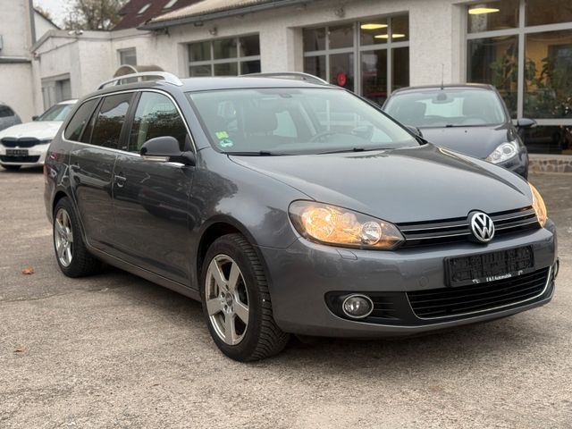 Volkswagen Golf 6 1.6 TDI Style *AHK-SHZ-Tempomat-TÜV NEU*