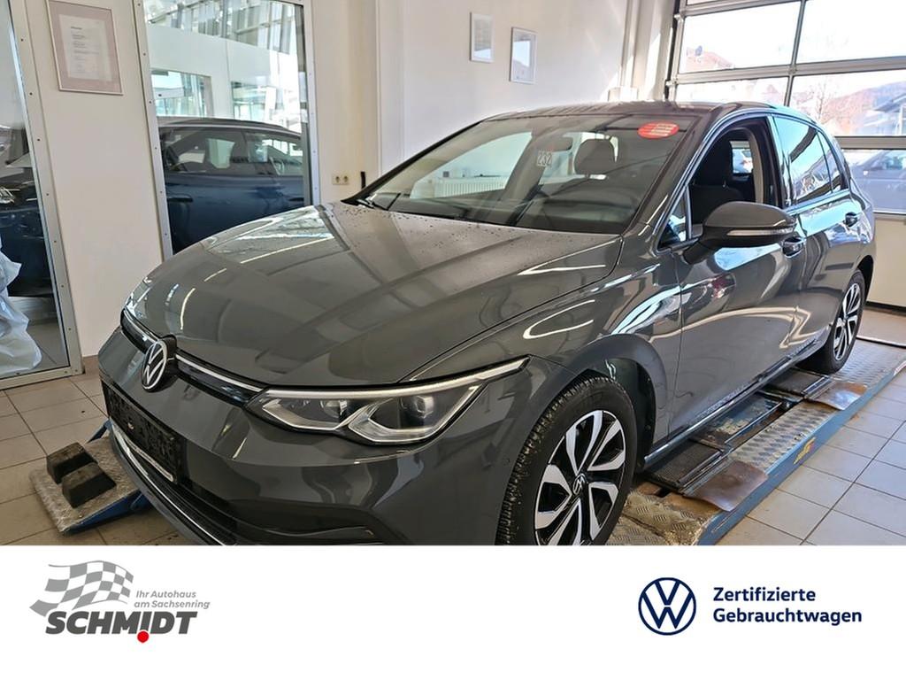 Volkswagen Golf VIII Lim. 1.5 TSI Active STHZ LED+ RFK HuD