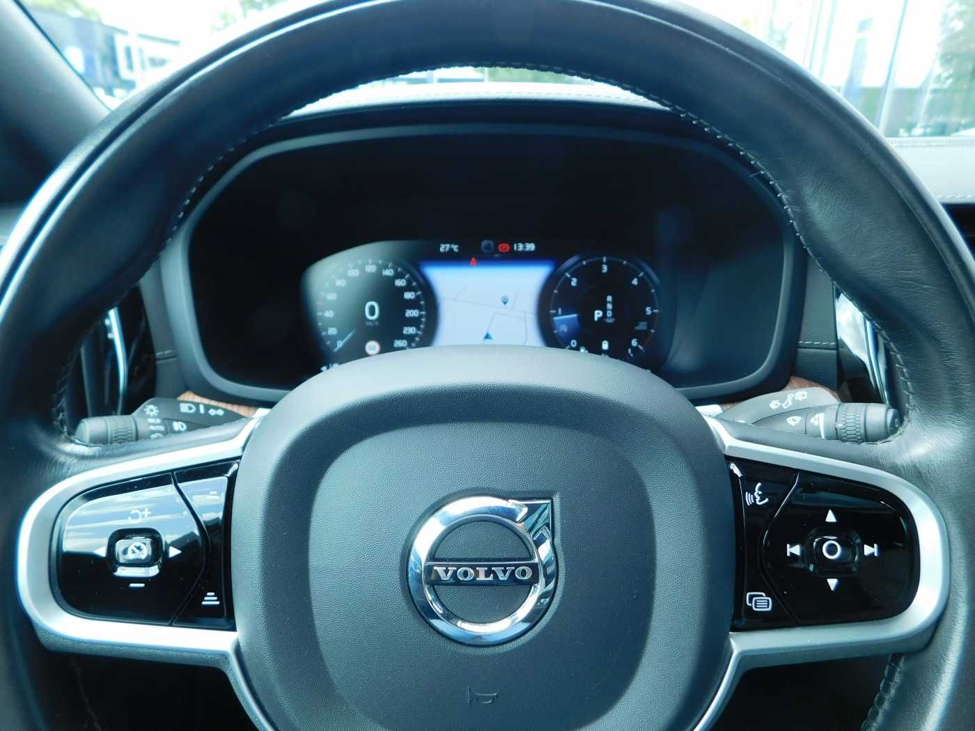 Fahrzeugabbildung Volvo V60 Cross Country B4 D AWD Geartronic Pro