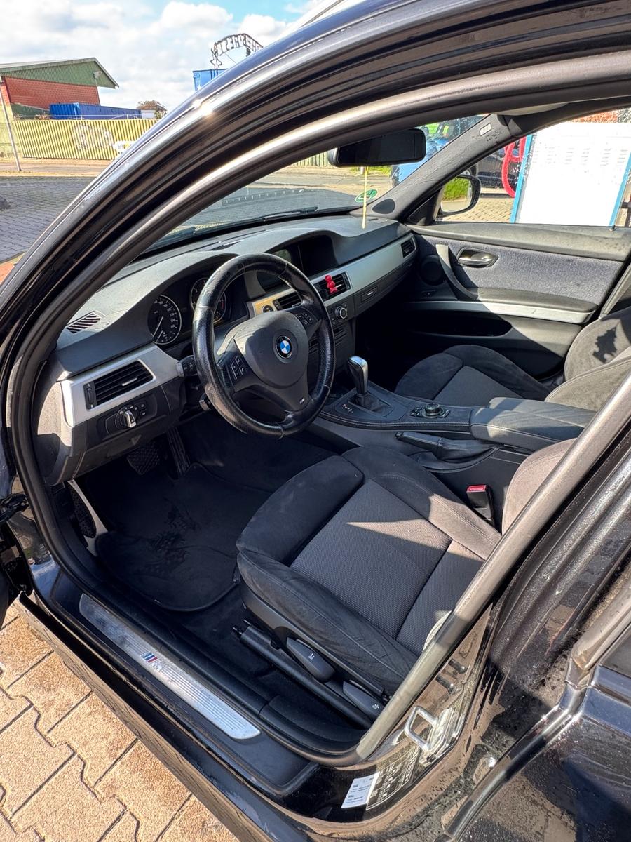 BMW 318 2012 — photo 6