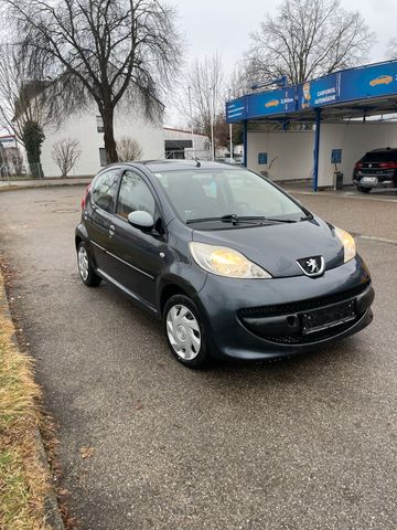 Peugeot 107 Filou 70