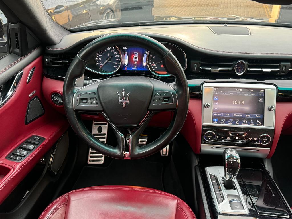 Maserati Quattroporte