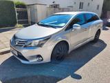 Toyota Avensis Combi 1,8-l-Valvematic Life/Sol - Toyota Avensis Gebrauchtwagen in München
