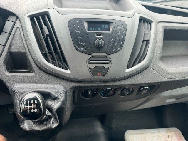 Fahrzeugabbildung Ford Transit Pritsche 330 L1 Einzelkabine