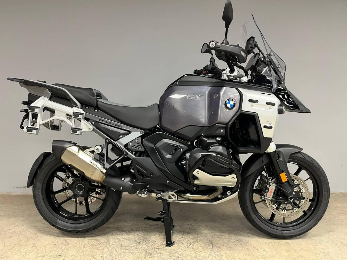 BMW R 1300 GS Adventure 'TB' + ASA + Schmiederäder +