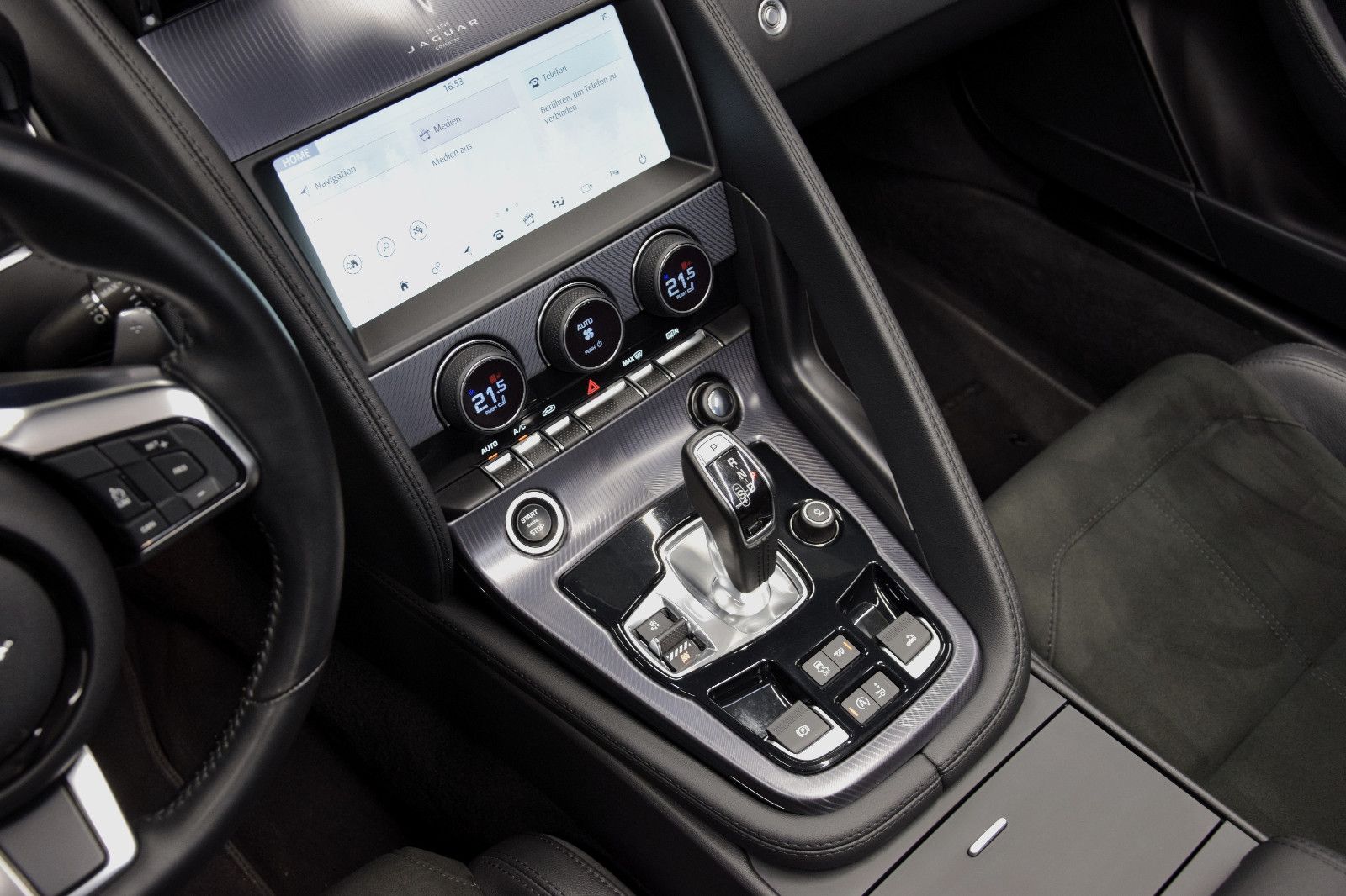 Fahrzeugabbildung Jaguar F-Type Cabriolet R-Dynamic Perf.AGA Temp. Kamera