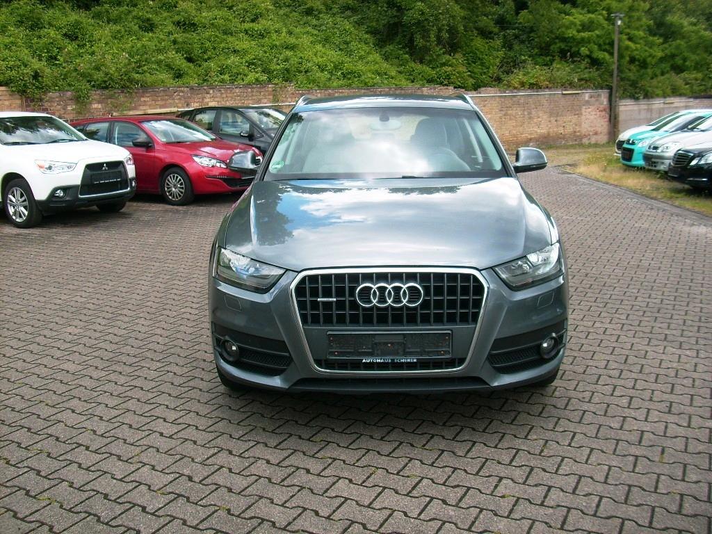 Audi Q3 2.0 TFSI quattro, AC, PDC, Navi