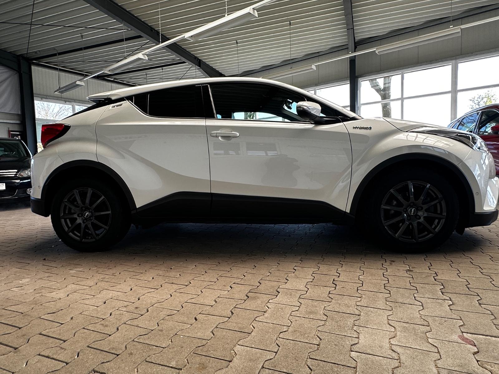Toyota C-HR Hybrid Lounge,AHK,LED,KAMERA,SCHECKHEFT,