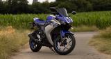 Yamaha YZF R3 1. Hand, wenig km - YAMAHA YZF R3