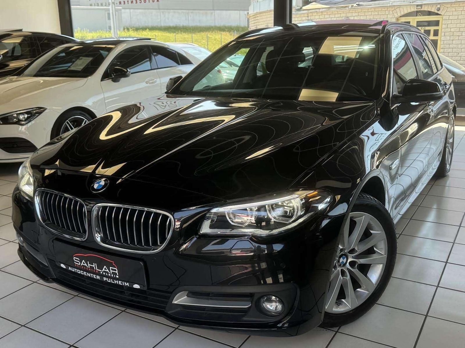 BMW 530 530 d PANO NAVI LEDER STZHG GARDINE PDC VIEL