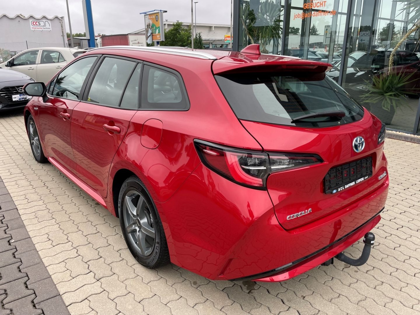 Fahrzeugabbildung Toyota Corolla Hybrid LED Verkehrszeichenerk HeadUpDis