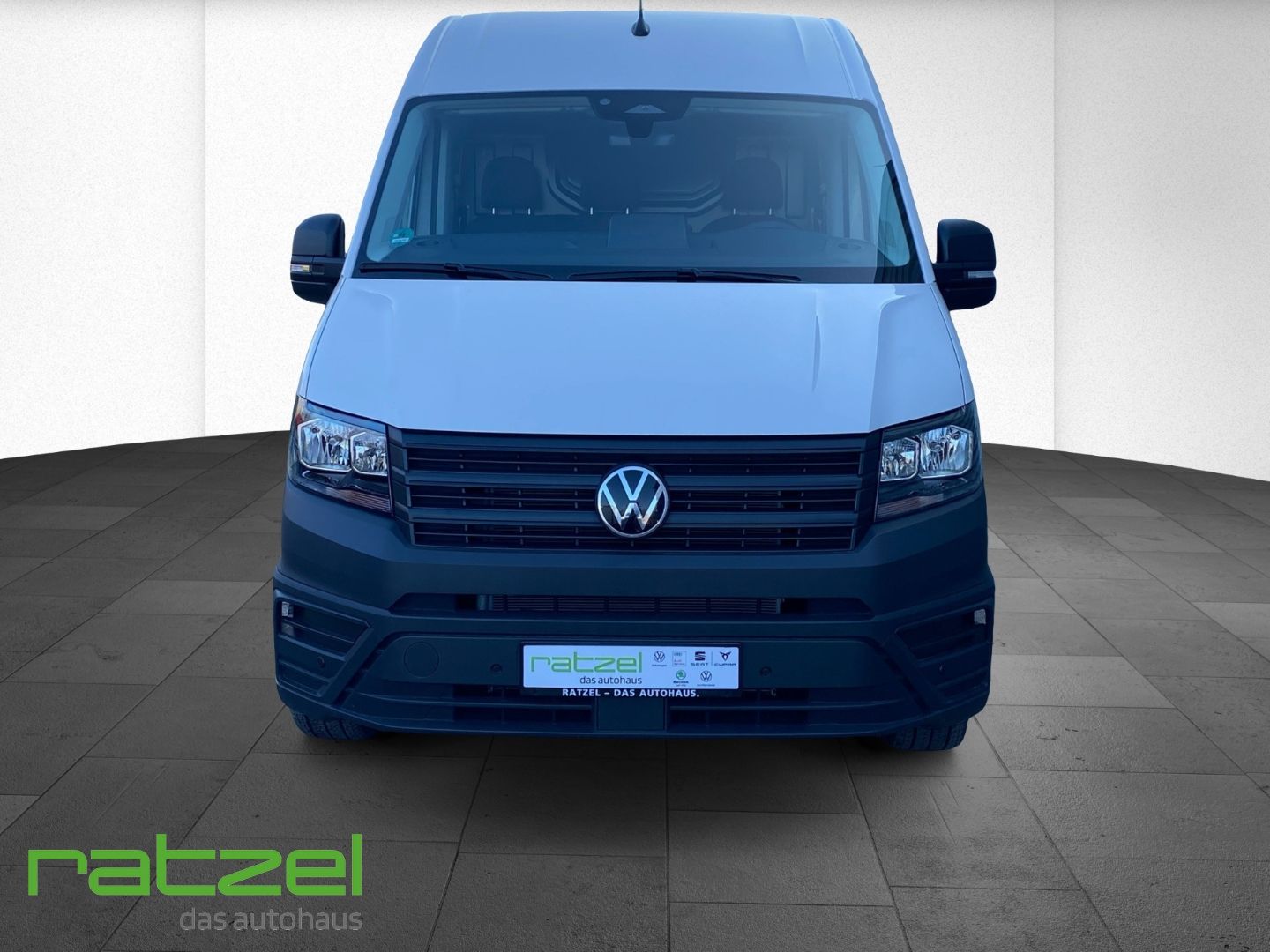 Fahrzeugabbildung Volkswagen Crafter 35 HD Kasten MR -36% auf UPE