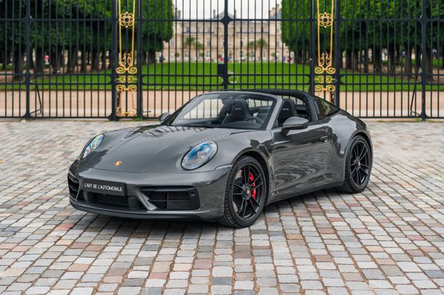 Porsche 992 Targa 4 GTS - PDK, Quartz Grey, first hand