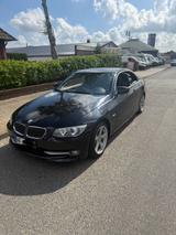 BMW 325d E93 (Cabrio ) Schalter  - BMW 325 aus 2011: 325d
