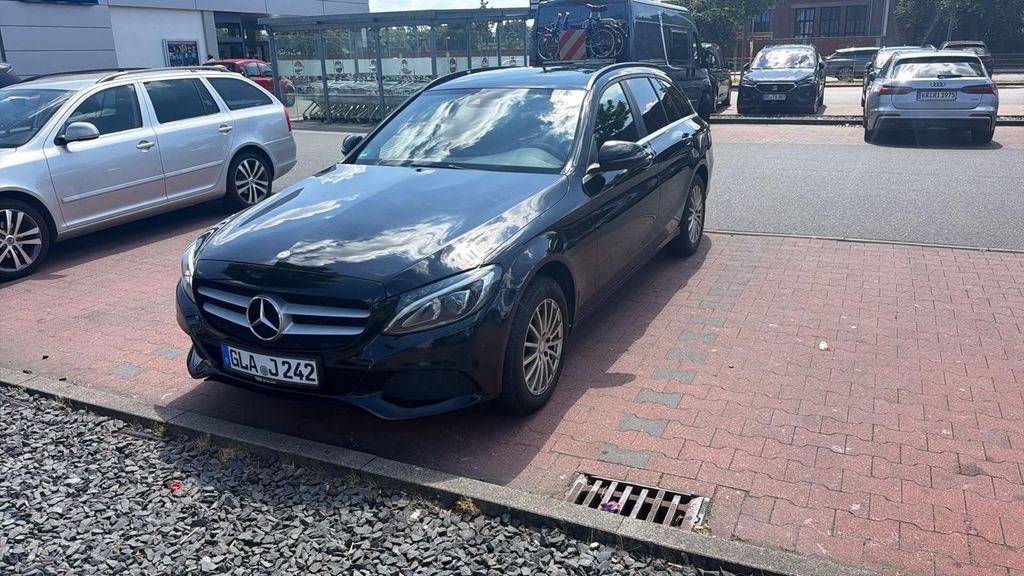 Image of Mercedes-Benz C 200