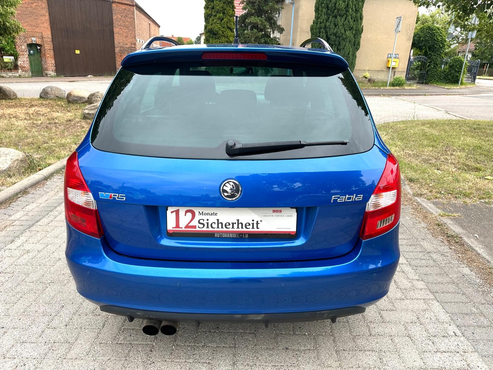 Skoda Fabia Combi RS 1.4 TSI 180 ch • DSG • Sièges sport chauffants • Régulateur • Jantes 17"
