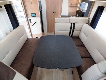 Bild 8 Mooveo TEI-71 FBH Hubbett L-Sitzgr. Navi