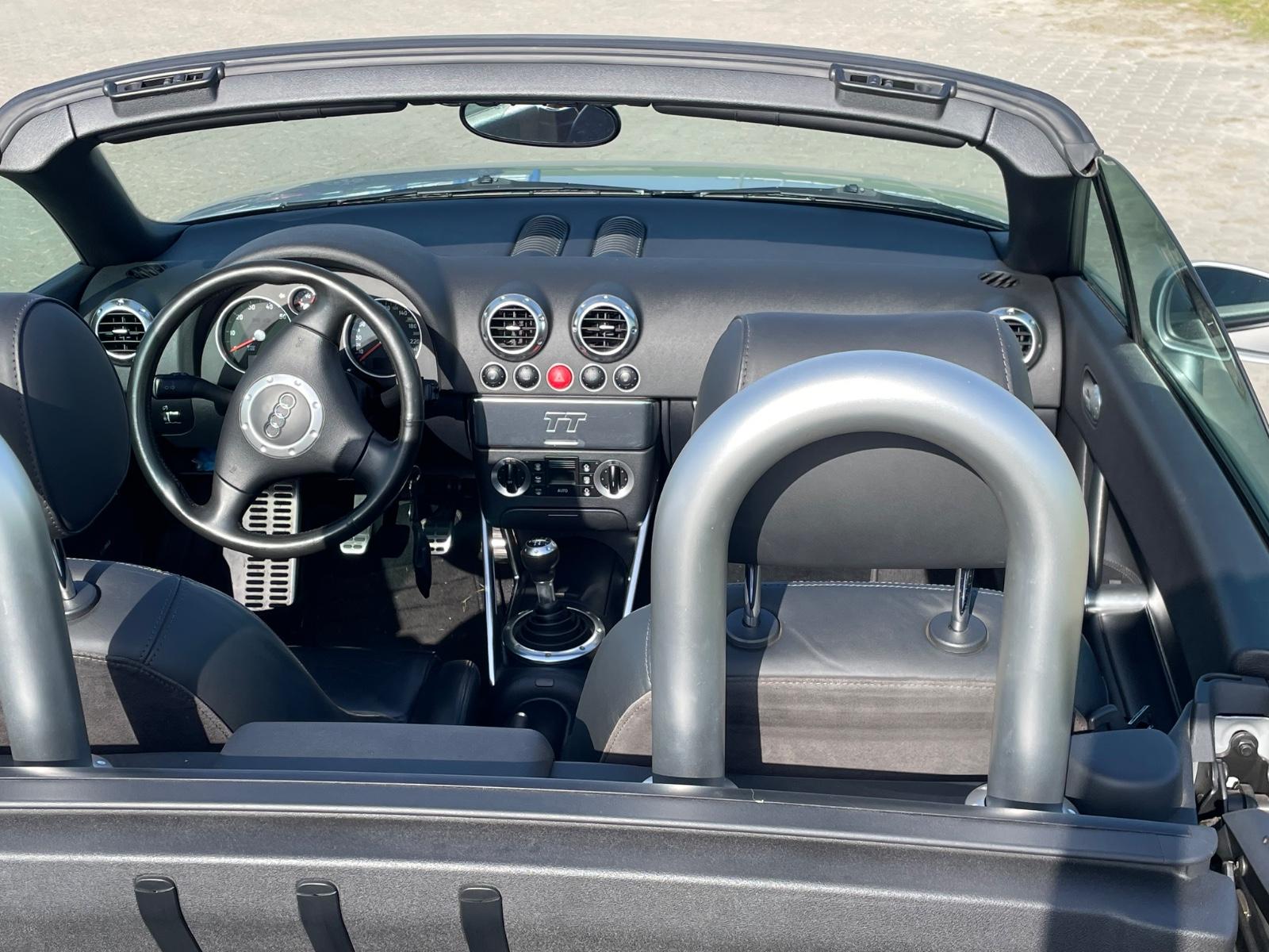 Audi TT Roadster 1.8T 110KW -