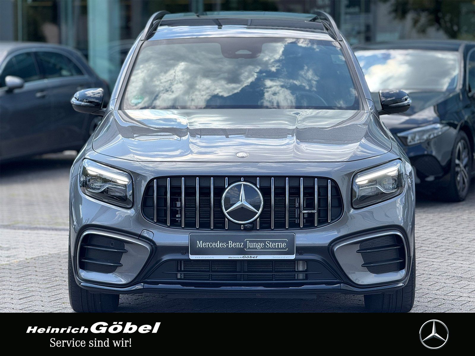 Fahrzeugabbildung Mercedes-Benz AMG GLB 35 4M PRE PANO AHK MEM-SIT MB-LED WP VZA