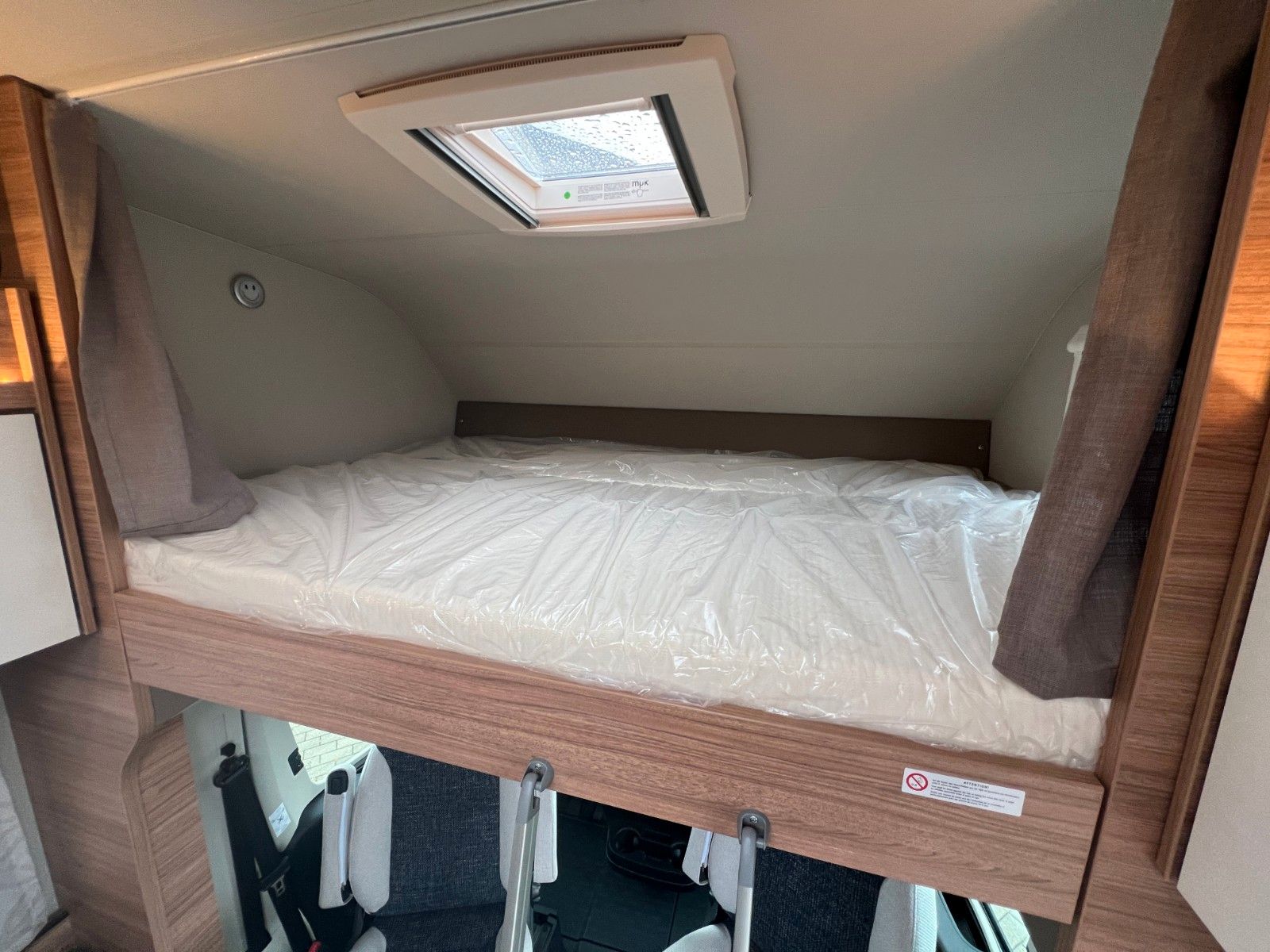 Fahrzeugabbildung Weinsberg CaraHome 650 MEG