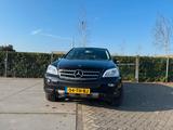 Mercedes-Benz ML 500 4MATIC - - Mercedes-Benz ML 500: 4matic