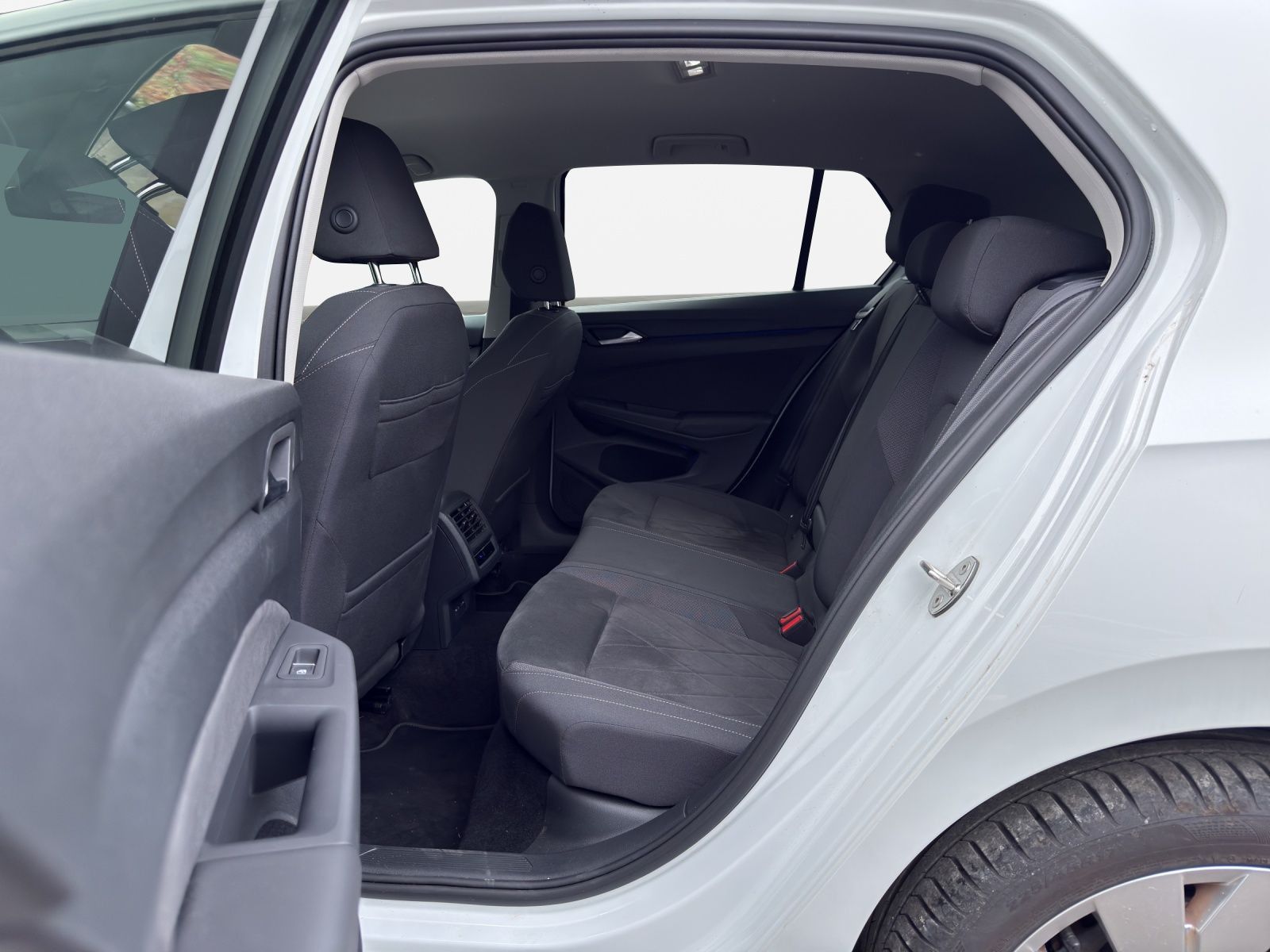 Volkswagen Golf - Bild 13