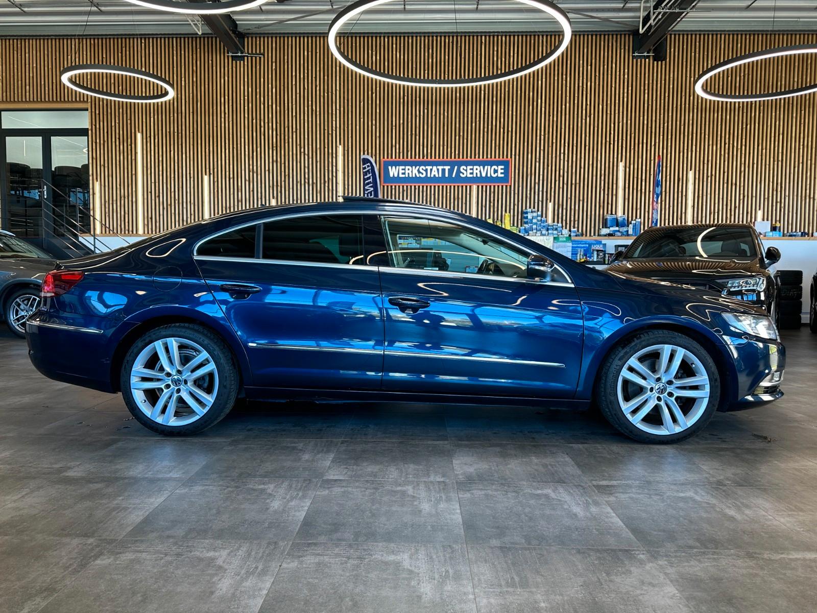 VOLKSWAGEN CC 2.0 TDI 177ch BVM Toit ouvrant pano Sièges chauffants et ventilés cuir - 2EME MAIN