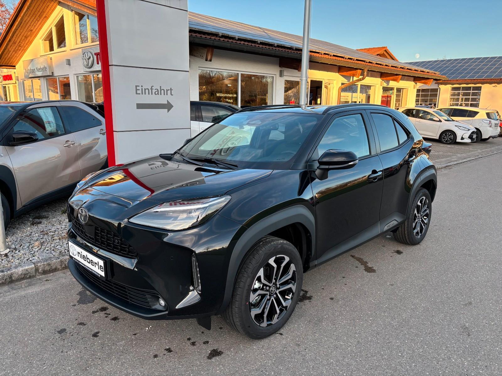 Toyota Yaris Cross Hybrid Teamplayer*Safety-&Winterpak*