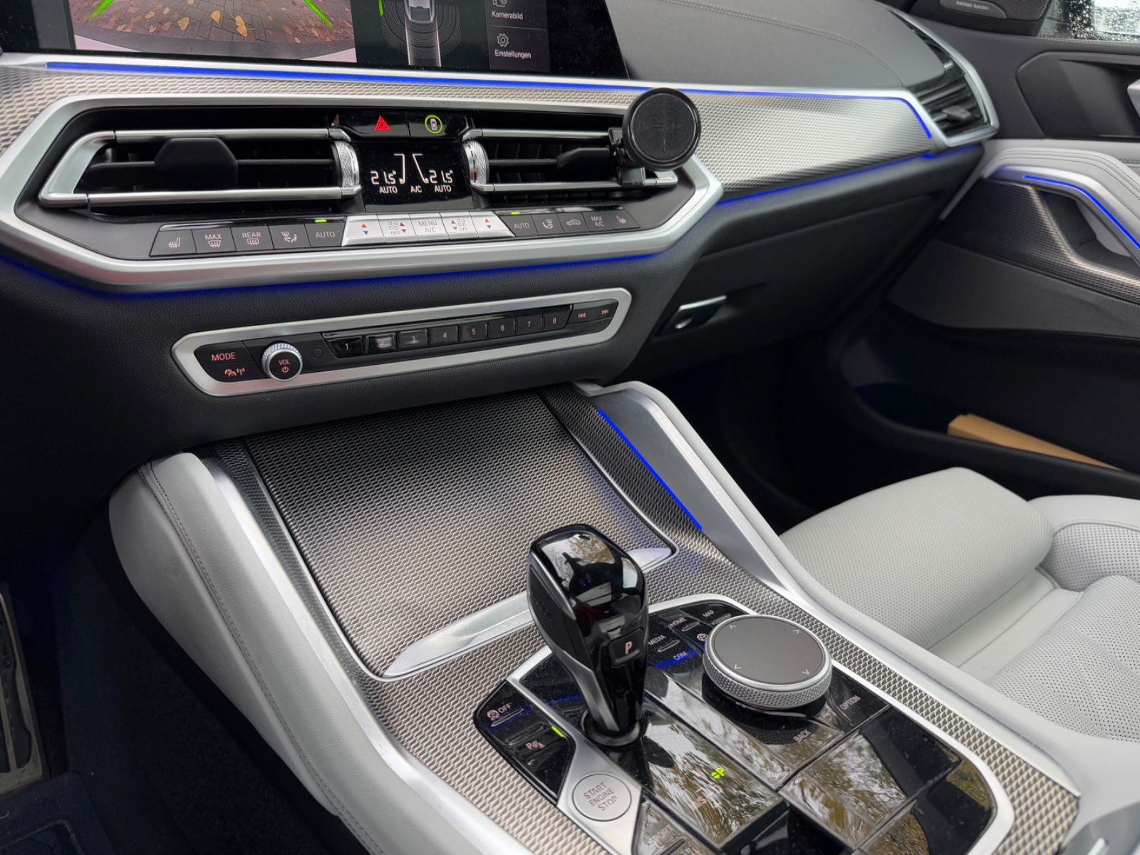 Fahrzeugabbildung BMW X6 xDrive 30d*M-PAKET*PANO*H&K*MEMORY*