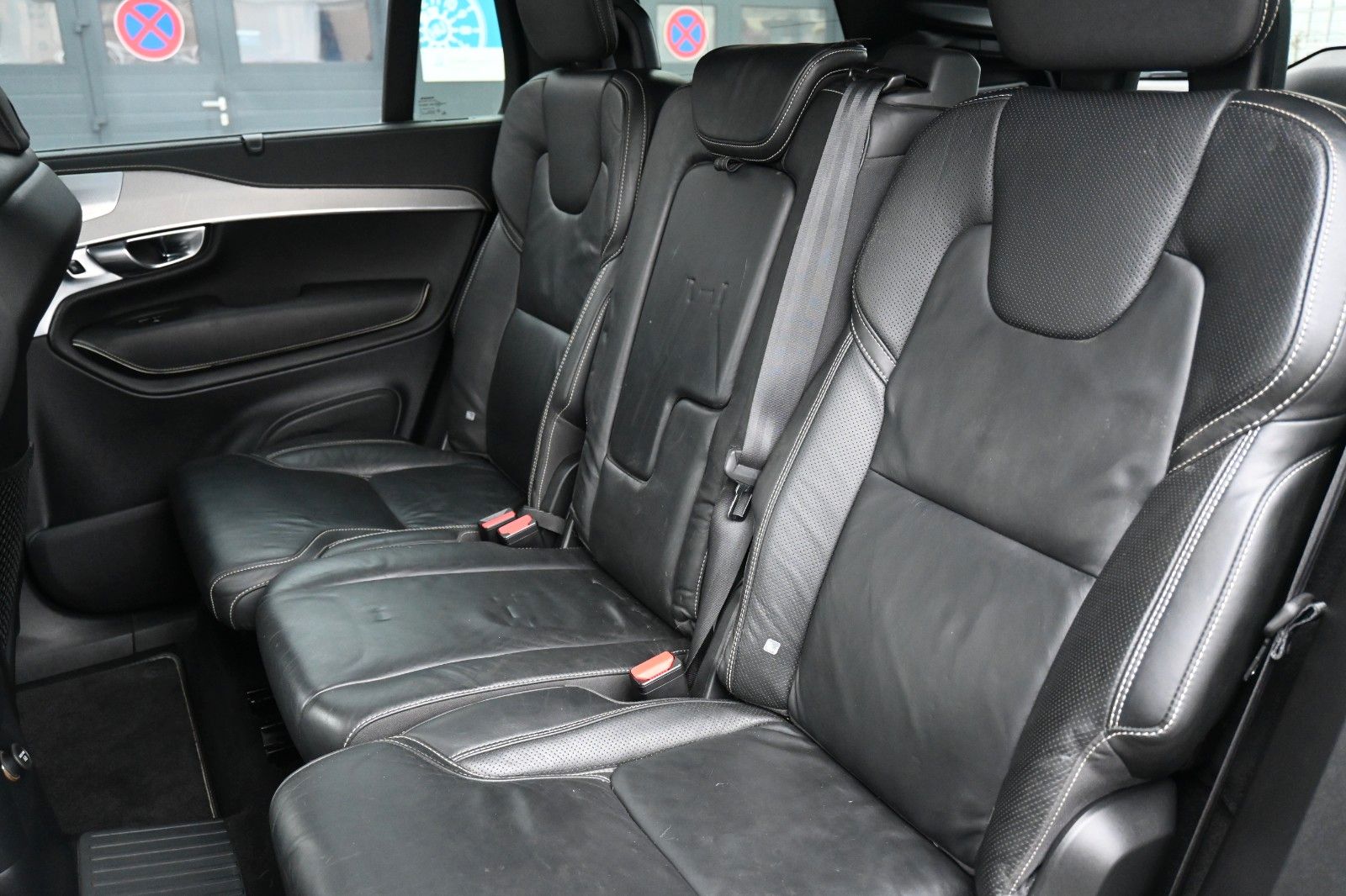 Fahrzeugabbildung Volvo XC90 T8 R Design*LED*LUFT*360°ACC*STHZ*HuD*7Si*