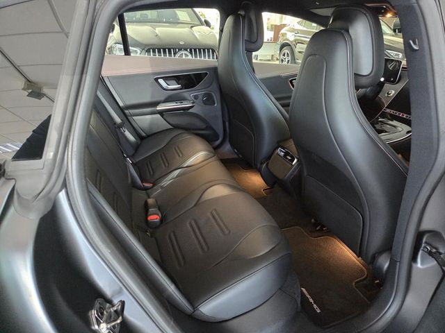 EQE 53 AMG 4MATIC+ Manufaktur Magno Night Airmat