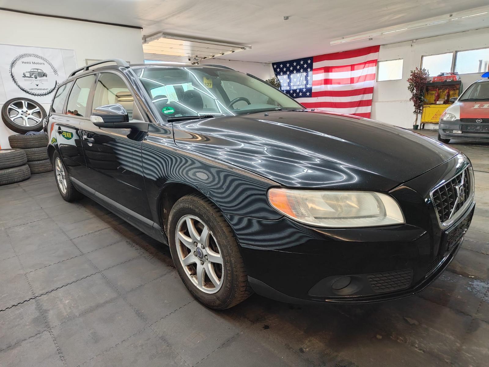 Volvo V70 Kombi D5 AWD Sitzheizung AHK Tempomat
