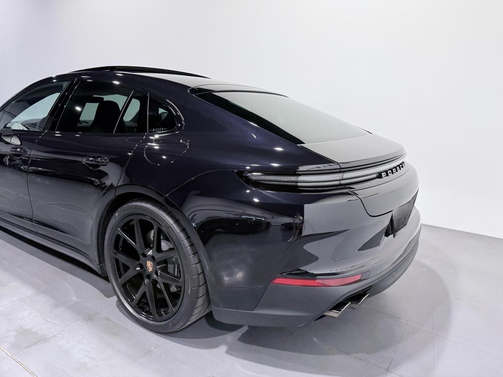 Porsche Panamera 4 E-Hybrid imagem 3