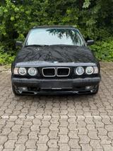 BMW e34 530iA touring Ahk,E-Sitze Leder,Kl... - BMW 530 aus 1995: 530i