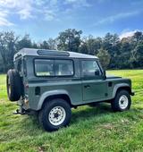 Land Rover Defender 90 TD4 Station Wagon  - Land Rover Defender Gebrauchtwagen in München