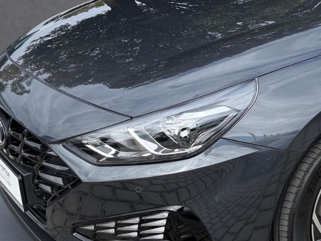 Fahrzeugabbildung Hyundai i30 1.6 cw Trend +CARPLAY+KLIMA+PDC+RFK+SHZ+UVM+