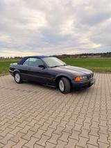 BMW E36 Cabrio 318I - BMW 318 aus 1995: 318i