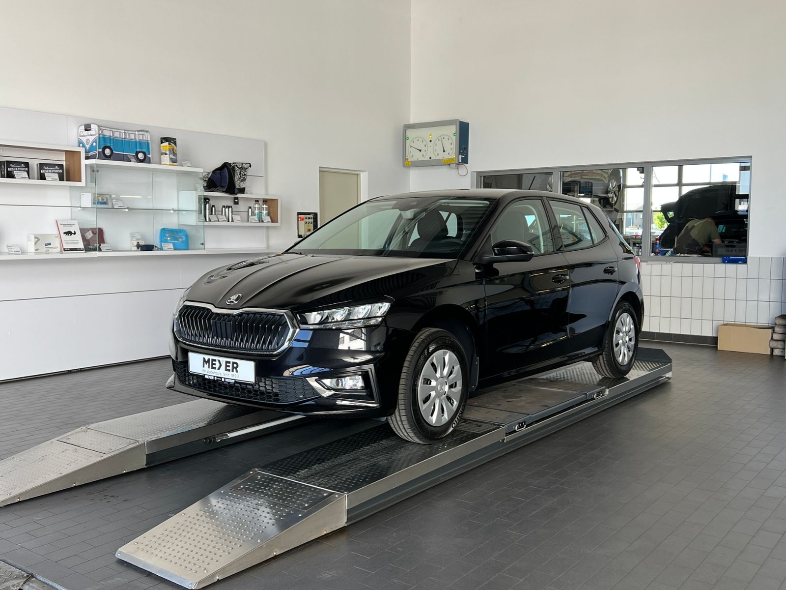 Fahrzeugabbildung SKODA Fabia Selection 1.0 MPI *Winterpaket,LED*